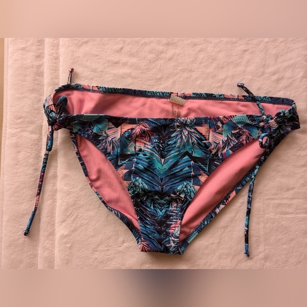 Raisins Triple Side Strappy Bikini Bottoms Junior XLMulti Elastic Waist Pull On - Picture 4 of 12